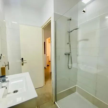 Duna House - With Views Of The Apartment