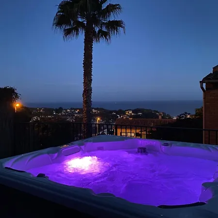 Duna House - With Views Of The Апартаменты
