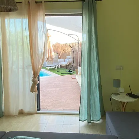 Duna House - With Views Of The Apartment