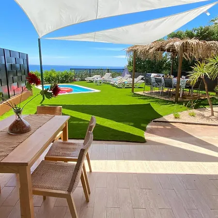 Apartment Duna House - With Views Of The