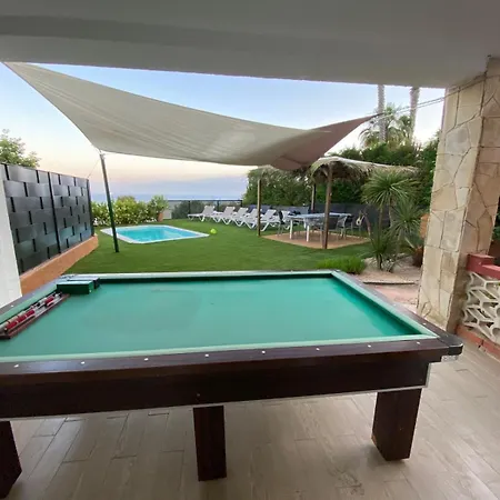 Duna House - With Views Of The Apartment